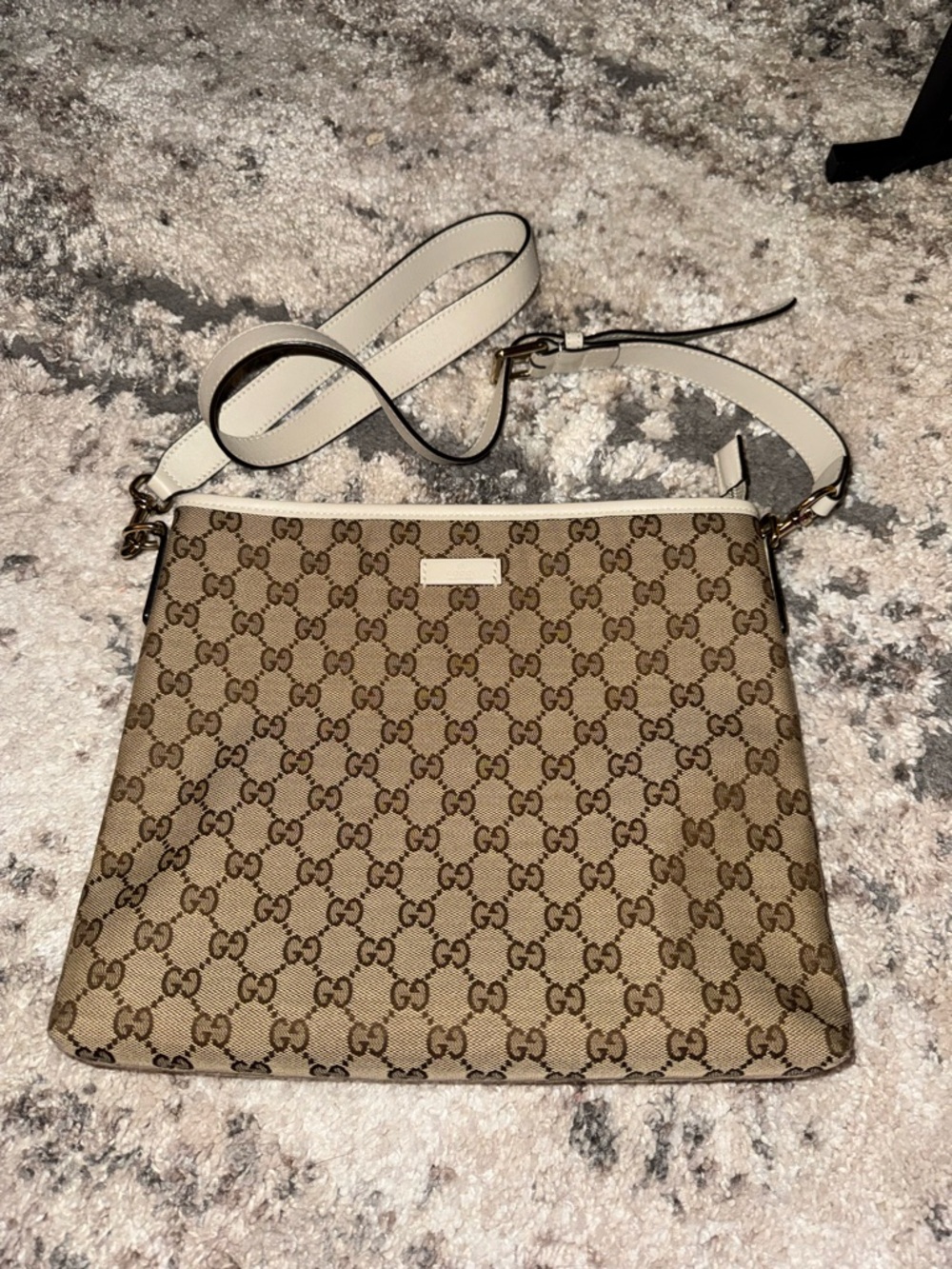 Original GG Canvas Zip Messenger Bag- like new